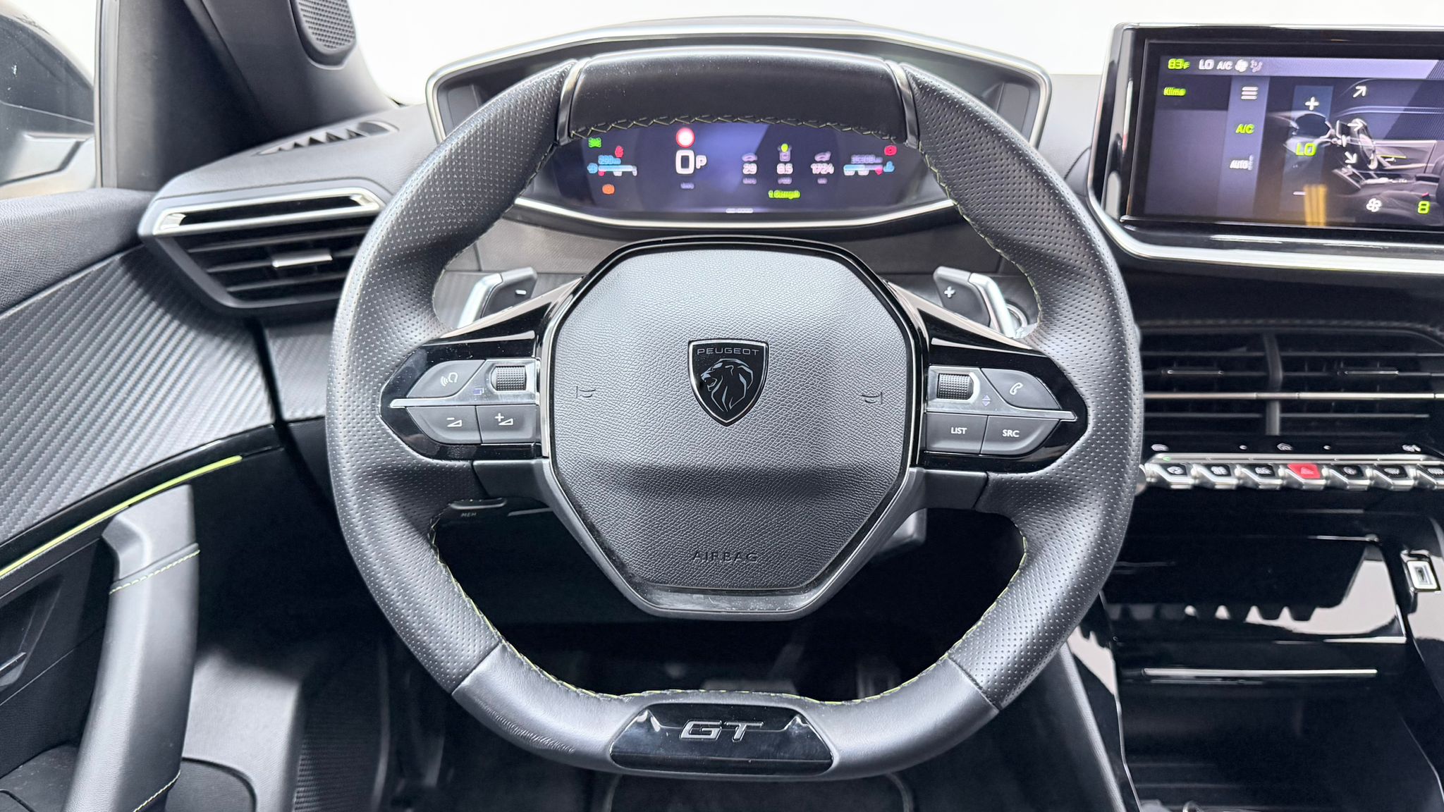 PEUGEOT 2008 17